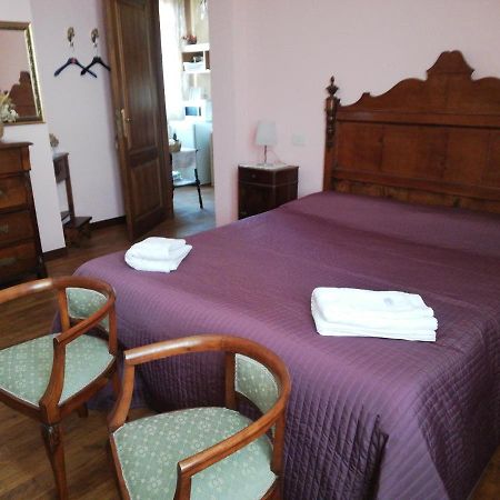 L'Ape In Corte Casa Di Campagna, Via Francigena Stanze E Colazione Vaccarizza Bagian luar foto
