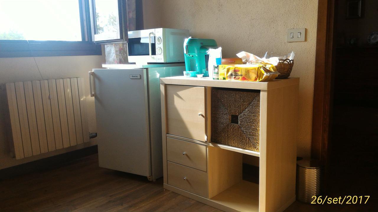 L'Ape In Corte Casa Di Campagna, Via Francigena Stanze E Colazione Vaccarizza Bagian luar foto